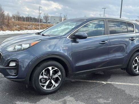 Used 2022 Kia Sportage LX image 13