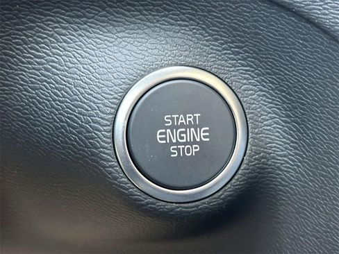 New 2026 Volvo XC40 B4 Plus w/ Climate Package image 7