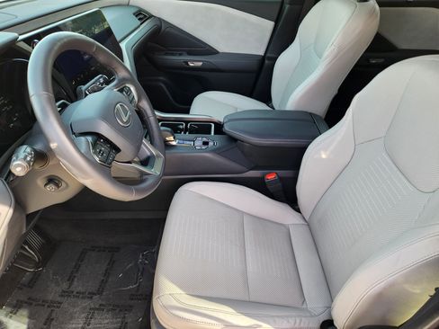 Used 2024 Lexus TX 350 350 w/ Captains Chair Package image 14