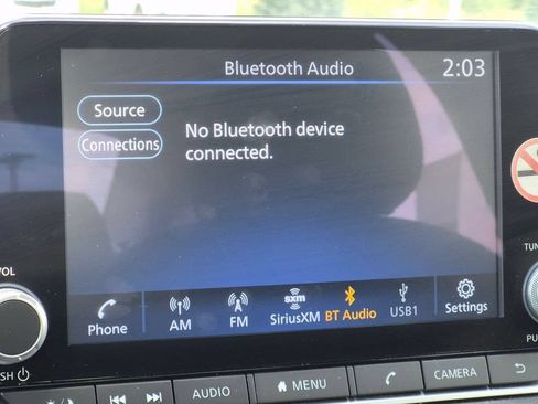 Used 2024 Nissan Sentra SV FWD image 19