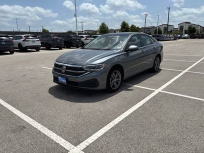 Used 2024 Volkswagen Jetta SE