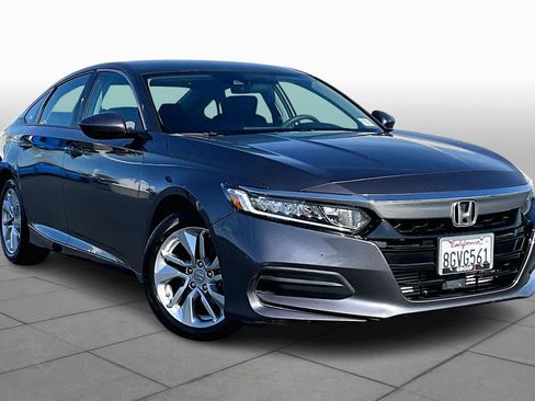 Used 2018 Honda Accord LX image 2