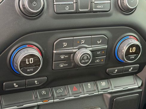 Used 2019 Chevrolet Silverado 1500 LT w/ All-Star Edition RWD image 17