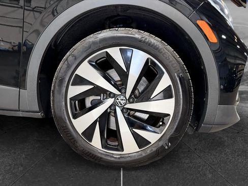 Used 2022 Volkswagen ID.4 Pro S w/ Gradient Package AWD/4WD image 35