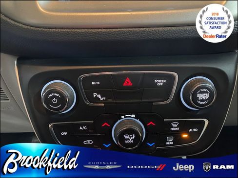Used 2020 Jeep Compass Latitude w/ Popular Equipment Group AWD/4WD image 26