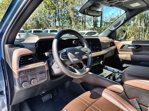 Certified 2025 Chevrolet Tahoe High Country w/ Sun And Tow Package image 10