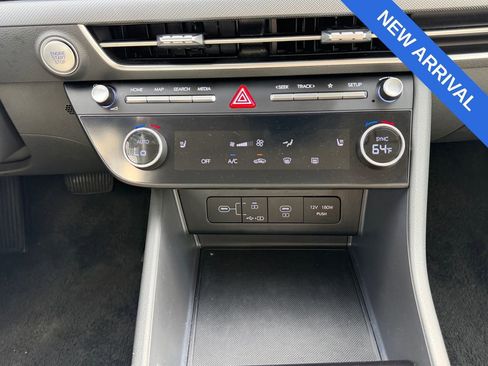 Certified 2025 Hyundai Sonata SEL FWD image 11