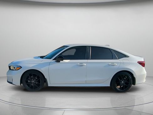 Used 2025 Honda Civic Sport image 16
