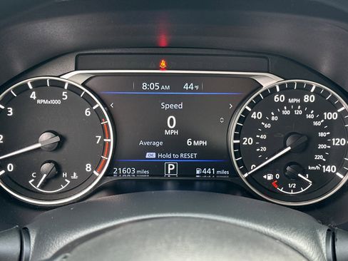 Used 2025 Nissan Altima 2.5 SV image 24