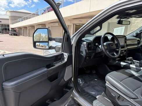 Used 2025 Ford F150 Lariat w/ FX4 Off-Road Package image 17