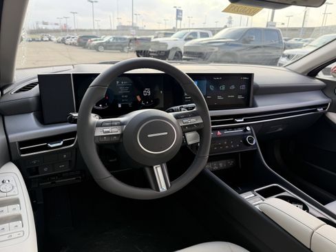New 2026 Hyundai Sonata SEL FWD image 22