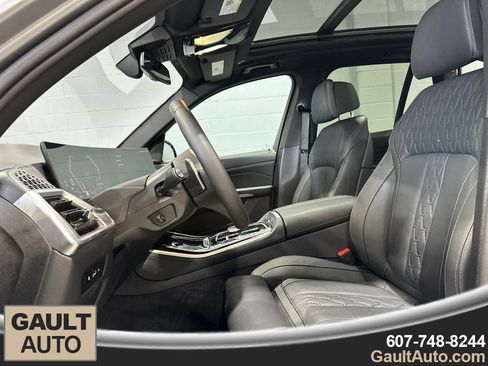 Certified 2026 BMW X5 xDrive40i w/ M Sport Package AWD/4WD image 13