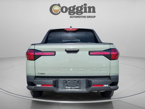 Certified 2025 Hyundai Santa Cruz SE image 7