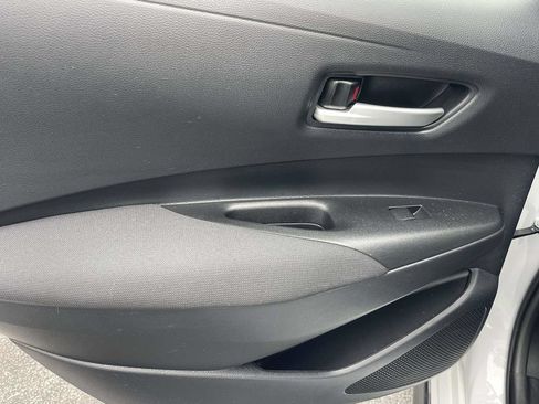 Used 2026 Toyota Corolla SE FWD image 15