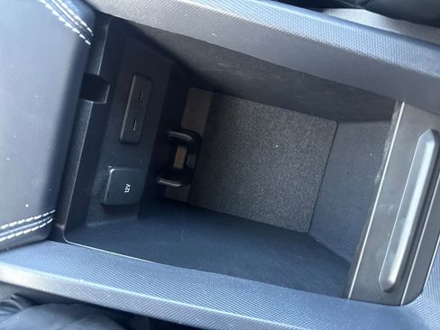 Used 2025 Ford Mustang Mach-E Select image 38