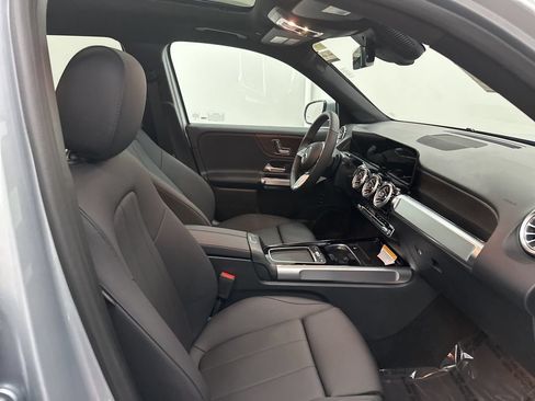 Used 2026 Mercedes-Benz GLB 250 image 29