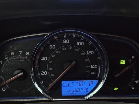 Used 2015 Toyota RAV4 Limited image 22