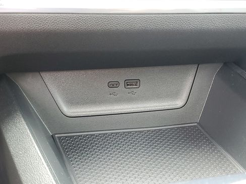 Used 2026 Chevrolet Equinox RS w/ LPO, Floor Liner Package AWD/4WD image 29