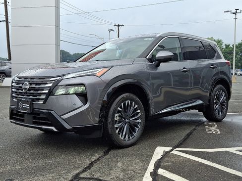 New 2026 Nissan Rogue Platinum w/ Platinum Premium Package AWD/4WD image 2