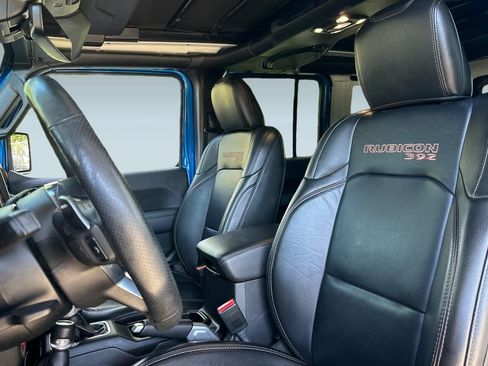 Used 2022 Jeep Wrangler Unlimited Rubicon w/ Xtreme Recon 35" Tire Package AWD/4WD image 22