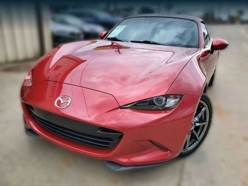 Used 2017 MAZDA MX-5 Miata RF Grand Touring RWD image 1