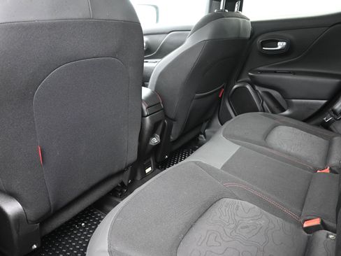 Used 2022 Jeep Renegade Trailhawk w/ Sun/Sound Group AWD/4WD image 19