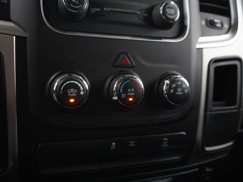 Used 2020 RAM 1500 Classic Warlock AWD/4WD image 21