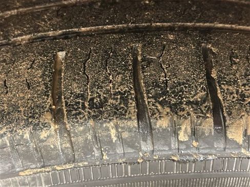 Used 2006 Chrysler 300 C image 26