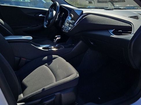 Used 2024 Chevrolet Malibu LT image 11