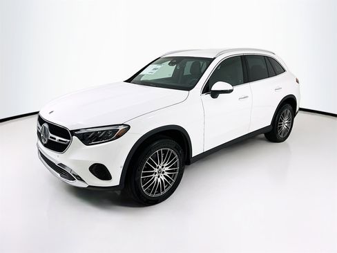 New 2026 Mercedes-Benz GLC 300 GLC 300 image 3