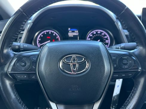 Used 2023 Toyota Camry SE image 16