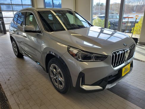 New 2026 BMW X1 xDrive28i w/ Technology Package AWD/4WD image 9