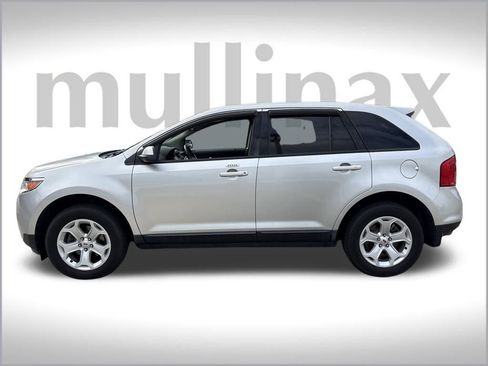 Used 2013 Ford Edge SEL image 11