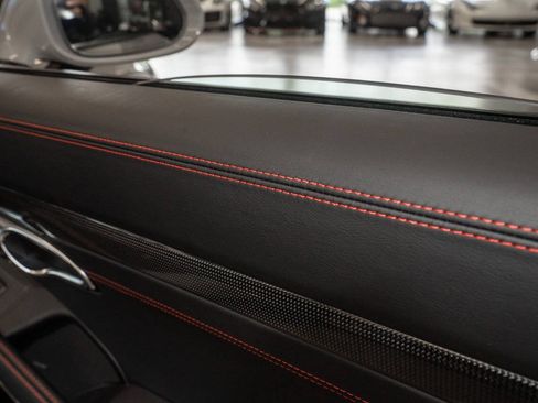 Used 2018 Porsche 911 GT3 RWD image 74