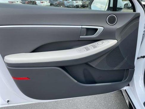 New 2025 Hyundai Sonata SEL image 17