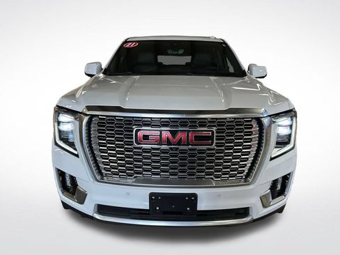 Used 2021 GMC Yukon Denali w/ Denali Ultimate Package AWD/4WD image 9