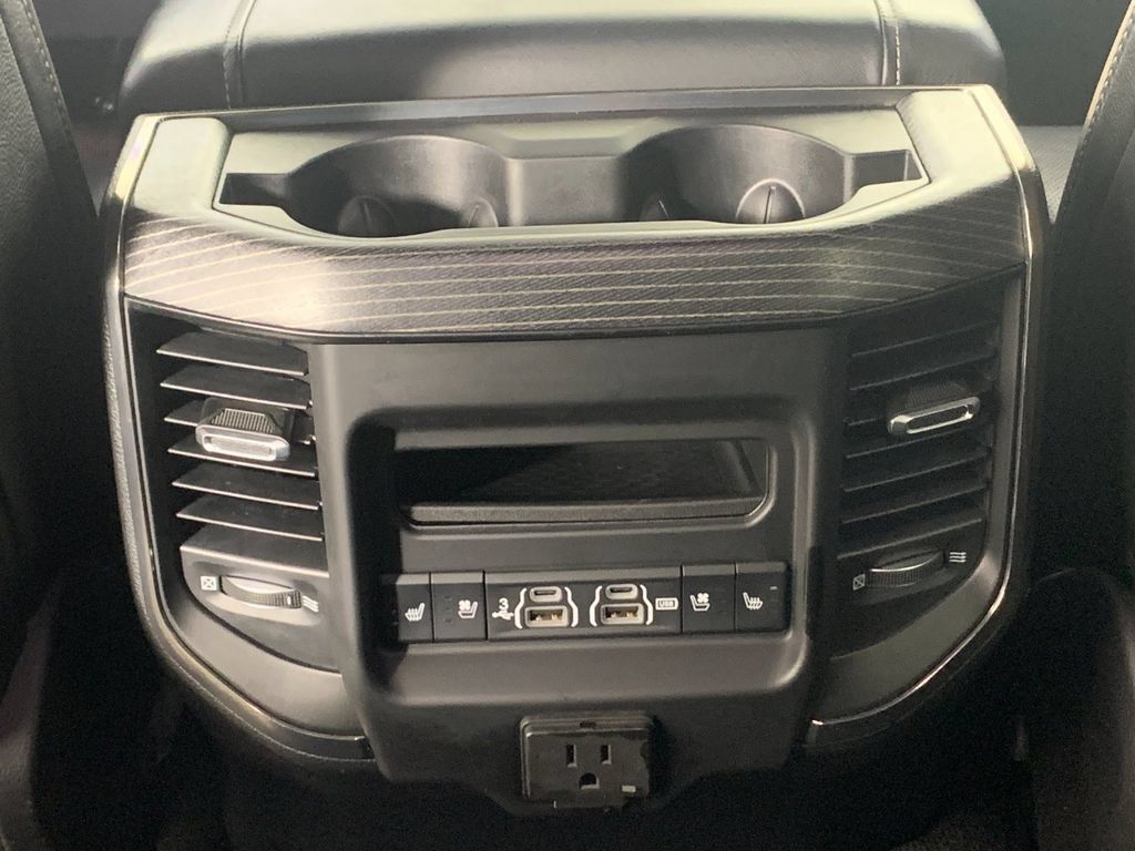 Used 2019 RAM 1500 Limited AWD/4WD image 32