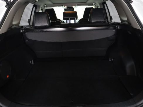 Used 2020 Toyota RAV4 Limited AWD/4WD image 14