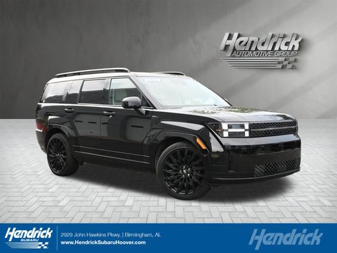 Used 2025 Hyundai Santa Fe Calligraphy FWD image 1