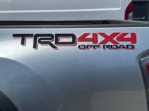 Used 2023 Toyota Tacoma TRD Off-Road AWD/4WD image 6