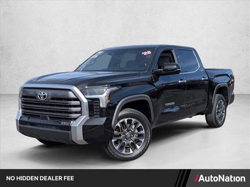 Used 2025 Toyota Tundra Limited AWD/4WD image 1