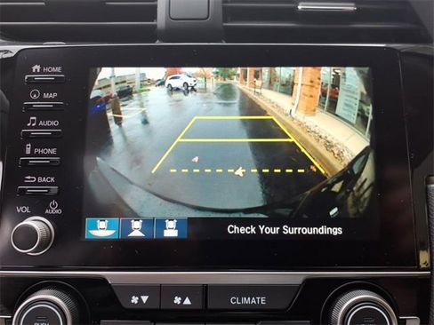 Used 2020 Honda Civic Touring image 16