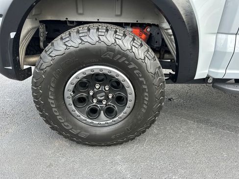 Certified 2025 Ford F150 Raptor AWD/4WD image 17