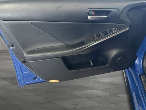 Certified 2022 Lexus IS 350 F Sport image 10