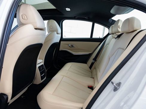 Certified 2024 BMW 330i Sedan w/ Convenience Package image 20