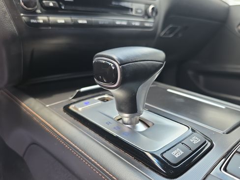 Used 2019 Genesis G80 3.3T Sport RWD image 32