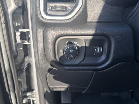 Used 2022 RAM 2500 Big Horn image 15