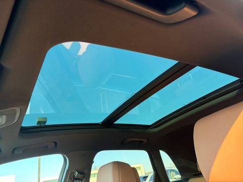 Certified 2025 Audi Q3 2.0T Premium Plus w/ Premium Plus Package image 21