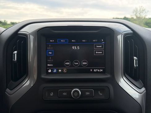 Used 2022 Chevrolet Silverado 1500 Custom Trail Boss AWD/4WD image 18