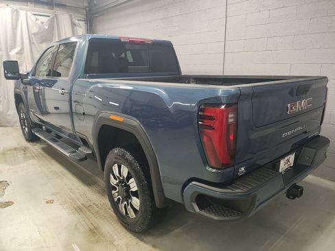 New 2026 GMC Sierra 2500 Denali w/ Denali Reserve Package image 19